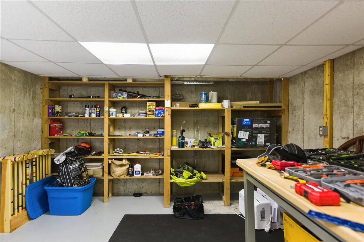 79 Perkins Street Castine, ME 04421 - Photo 57 of 94 054-79 Perkins St