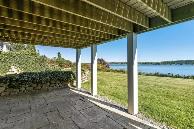 $2,200,000 | 79 Perkins Street, Castine, ME 04421