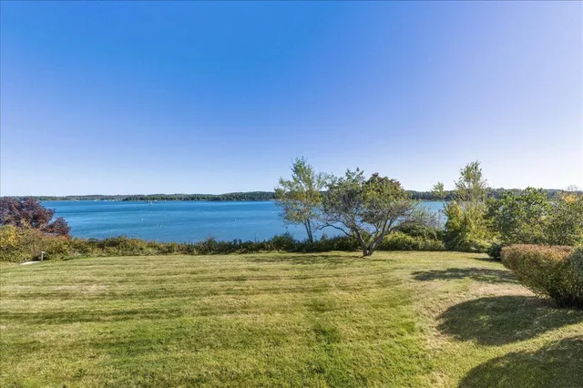 $2,200,000 | 79 Perkins Street, Castine, ME 04421