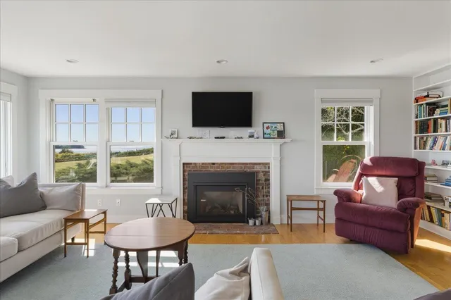 $2,200,000 | 79 Perkins Street, Castine, ME 04421