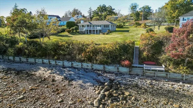 $2,200,000 | 79 Perkins Street, Castine, ME 04421