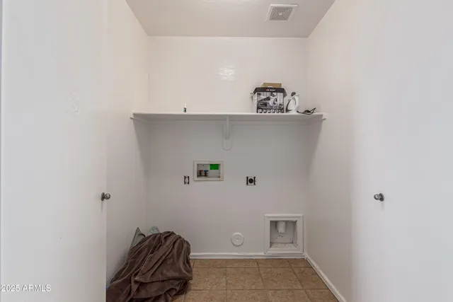 a view of a storage & utility room