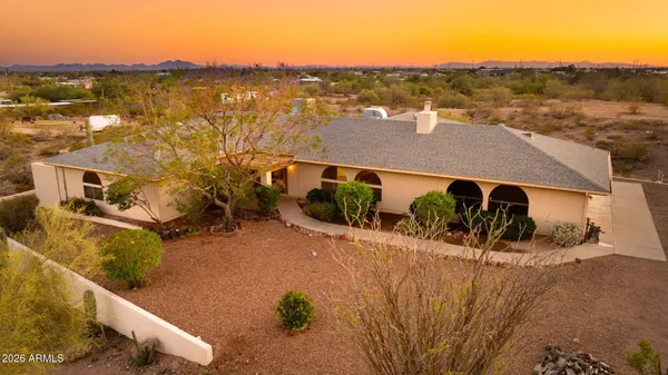 $875,000 | 2323 East Greasewood Street, Apache Junction, AZ 85119