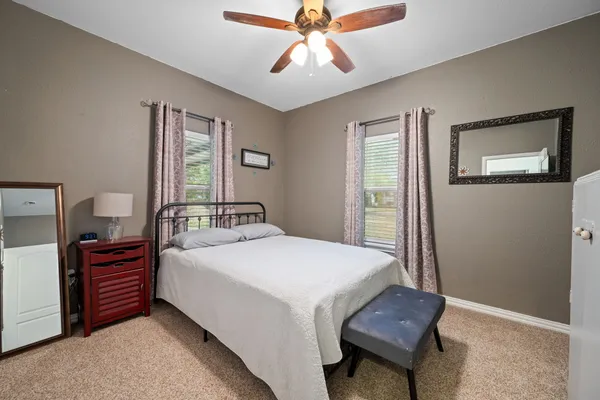 $350,000 | 1131 East Fannin Street, Luling, TX 78648