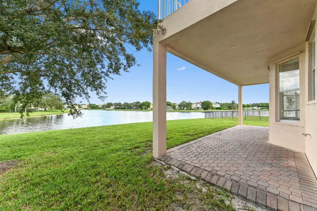 a view of a garden with an outdoor space