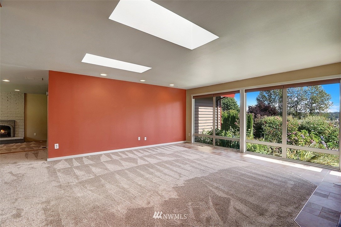 22308 4th Avenue Southeast Bothell, WA 98021 - Photo 5 of 26