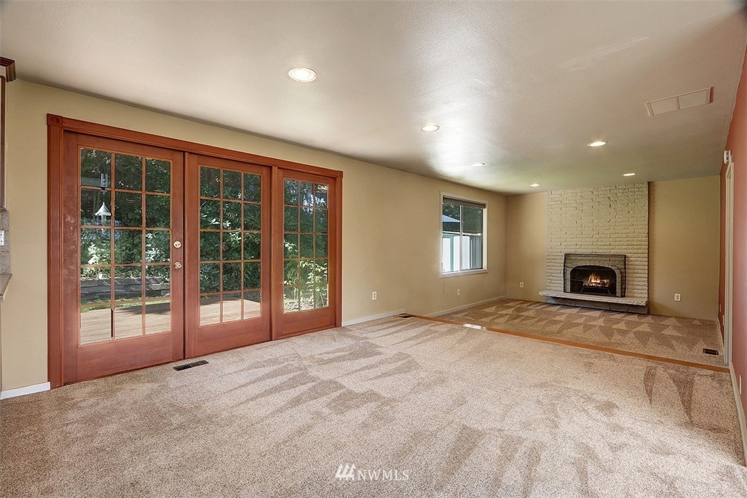 22308 4th Avenue Southeast Bothell, WA 98021 - Photo 10 of 26