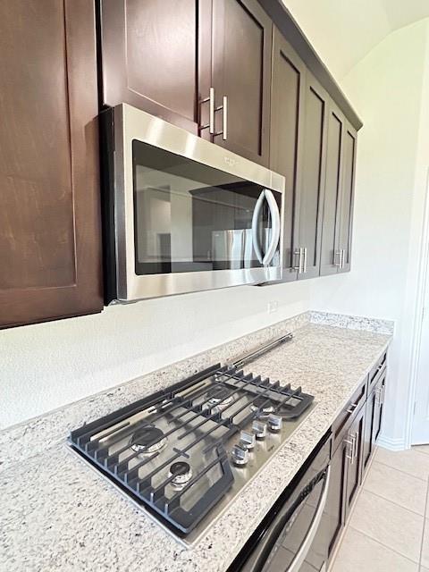 4219 Hummingbird Drive Sherman, TX 75092 - Photo 5 of 16 a close view of stove