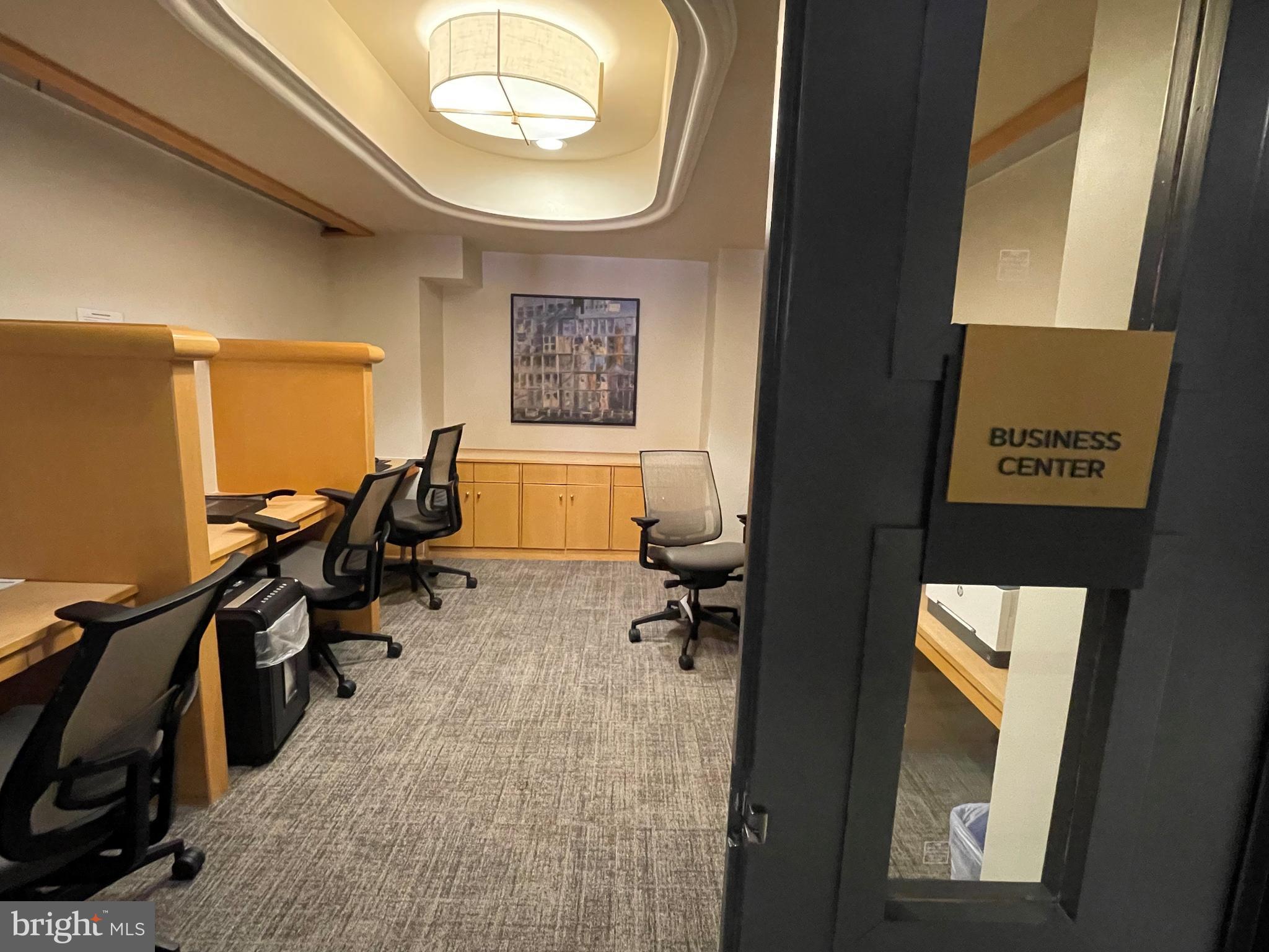 616 E Street Northwest, Unit 711 Washington, DC 20004 - Photo 30 of 44 Business Center