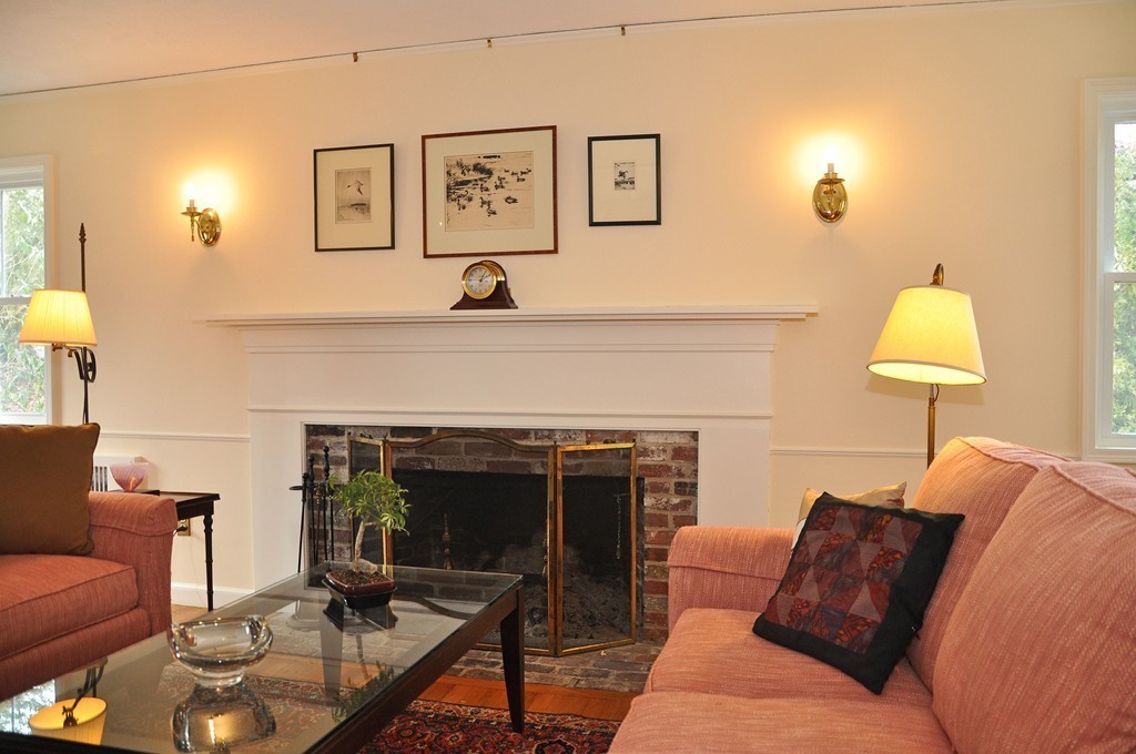 67 Vose Hill Road Milton, MA 02186 - Photo 3 of 16 Gallery Image 3