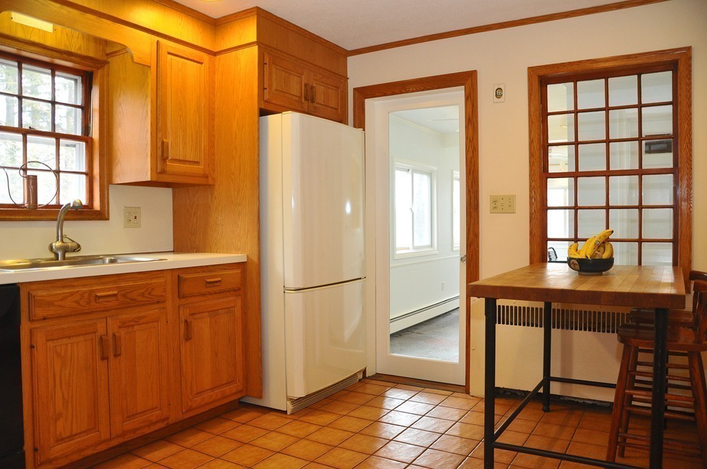 67 Vose Hill Road Milton, MA 02186 - Photo 6 of 16 Gallery Image 6