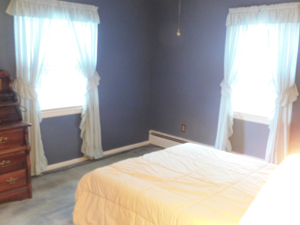 126 Monrovia Street Springfield, MA 01104 - Photo 14 of 30 Gallery Image 14