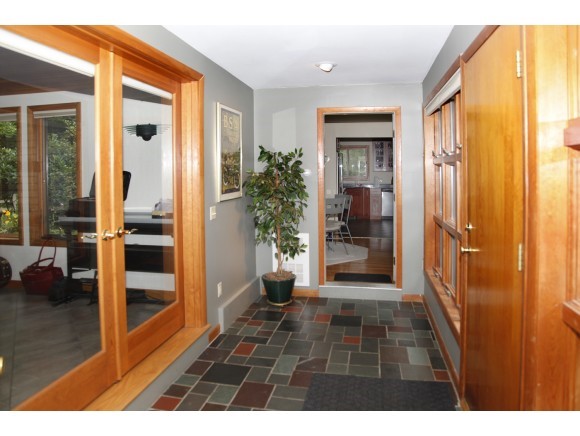 285 Old Greenfield Road Peterborough, NH 03458 - Photo 8 of 22 Gallery Image 8