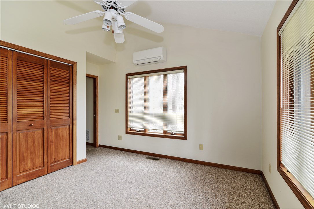 39 Wellstown Road Hopkinton, RI 02804 - Photo 13 of 24