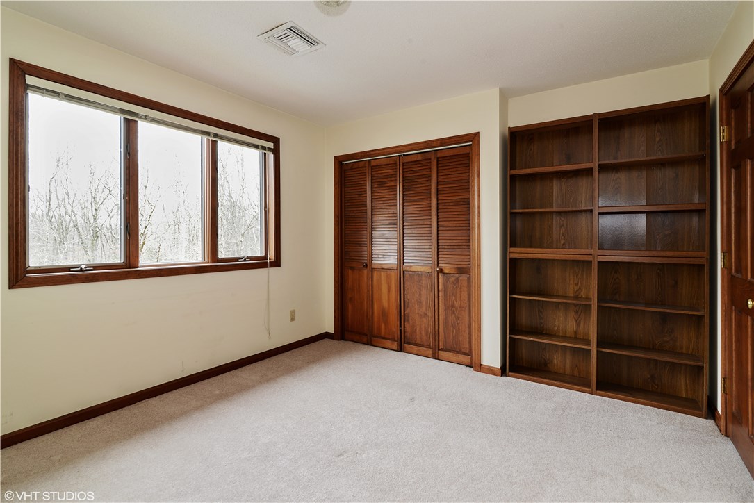 39 Wellstown Road Hopkinton, RI 02804 - Photo 10 of 24