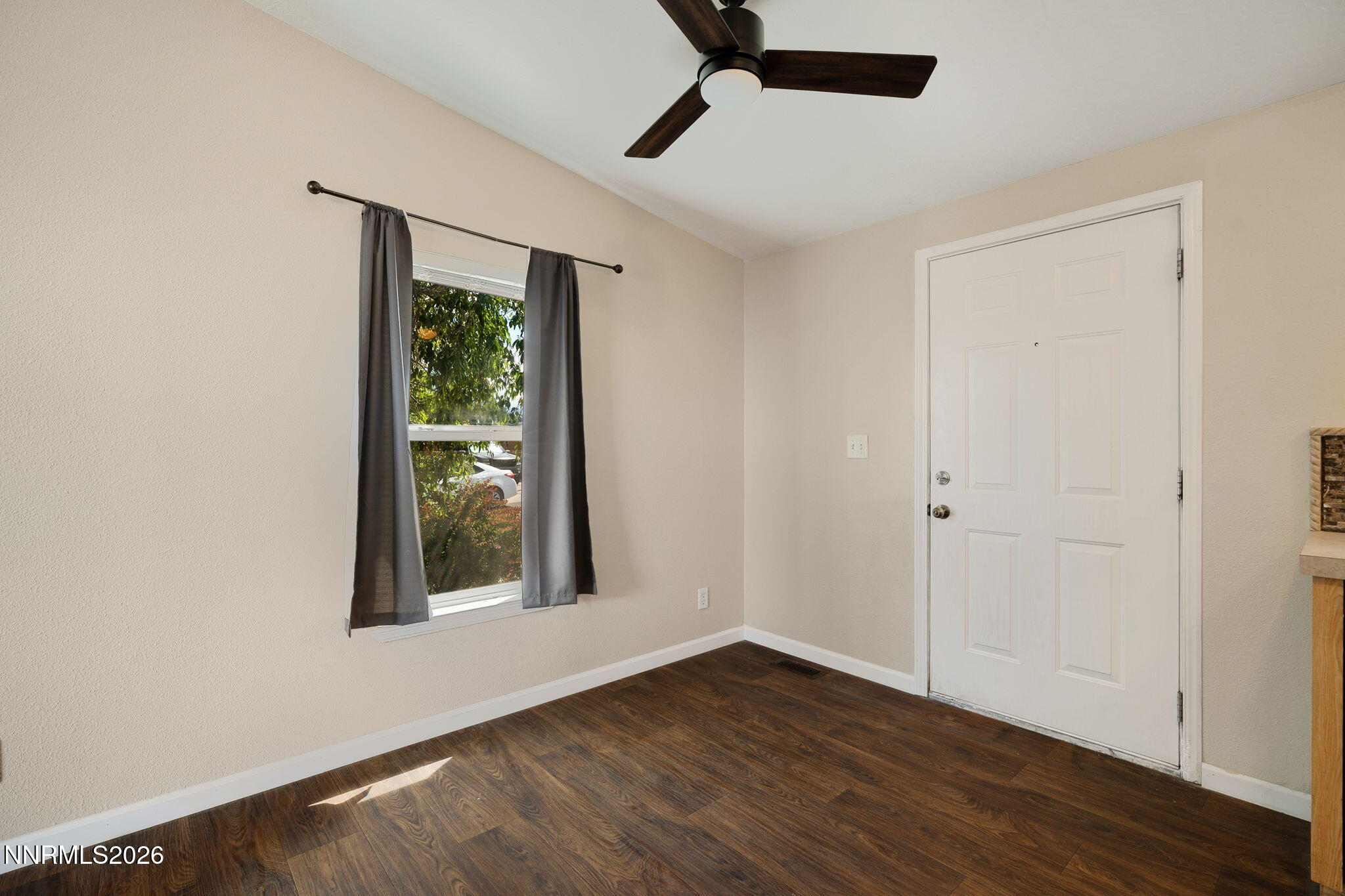 615 Ruby Creek Lane Reno, NV 89506 - Photo 15 of 30 19-web-or-mls-615 Ruby Creek-8