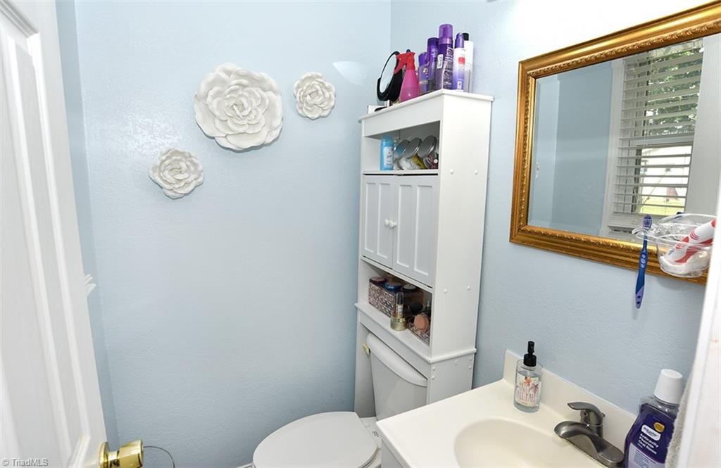 130 Happy Hollow Road Rockwell, NC 28138 - Photo 17 of 22 Ensuite 1/2 Bath