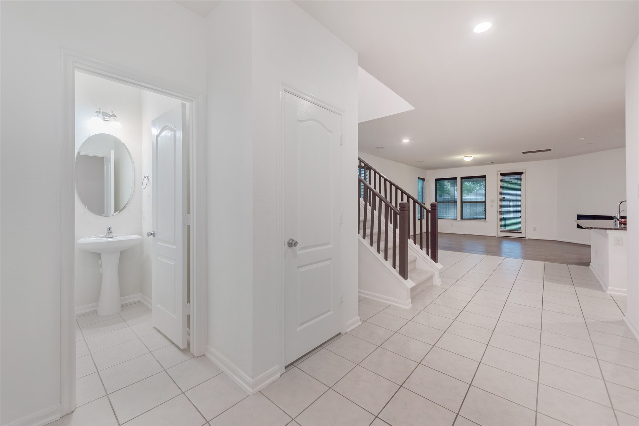 4006 Streambed Trail Houston, TX 77068 - Photo 3 of 29