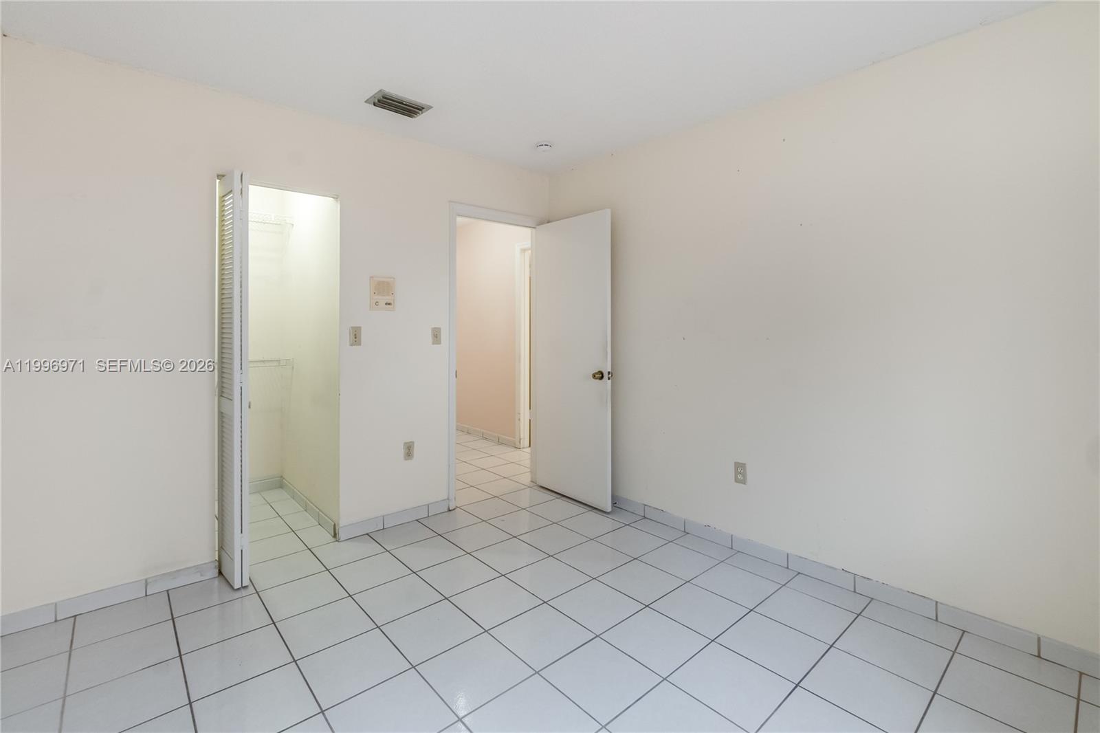 11314 Southwest 73rd Terrace Miami, FL 33173 - Photo 18 of 38