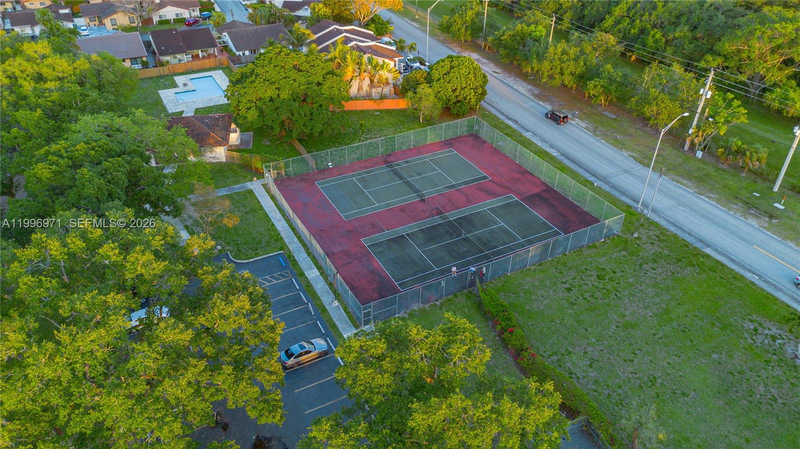 11314 Southwest 73rd Terrace Miami, FL 33173 - Photo 32 of 38