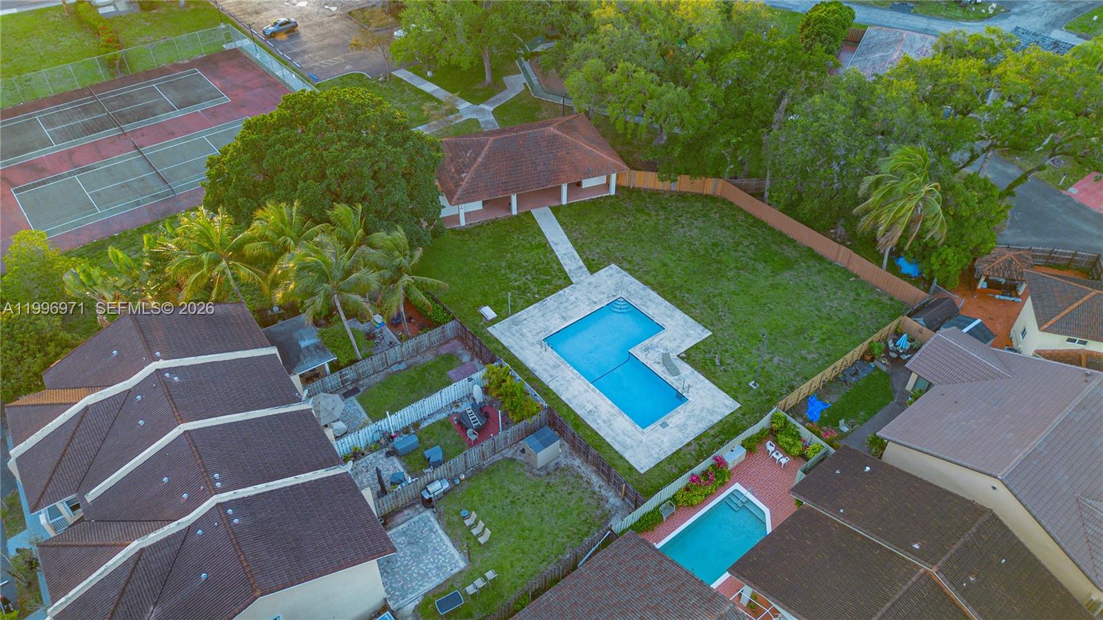 11314 Southwest 73rd Terrace Miami, FL 33173 - Photo 34 of 38