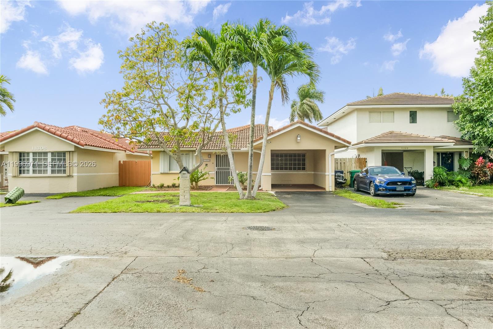 11314 Southwest 73rd Terrace Miami, FL 33173 - Photo 4 of 38