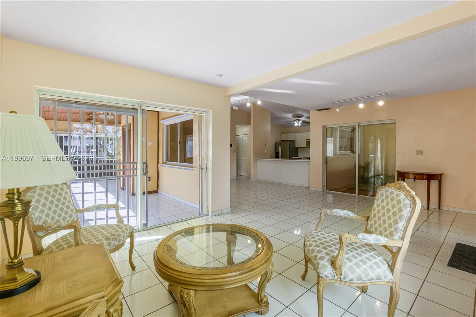 11314 Southwest 73rd Terrace Miami, FL 33173 - Photo 7 of 38