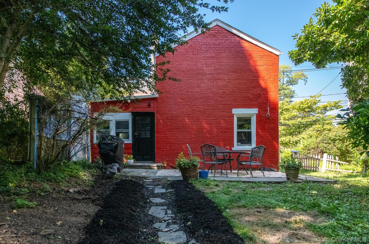 88 South Hamilton Street Poughkeepsie, NY 12601 - Photo 44 of 47 a view of a house with backyard and garden
