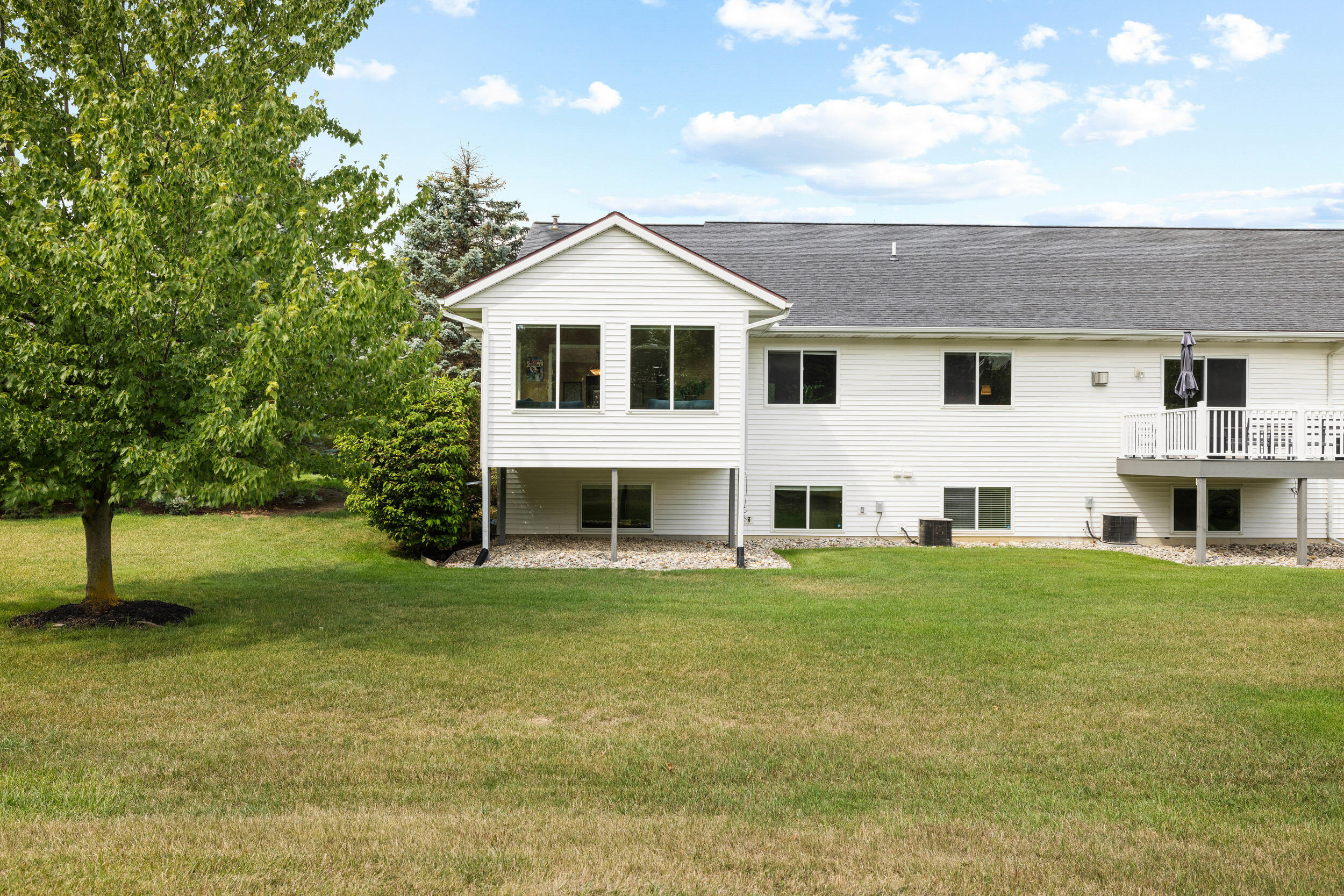 1380 East Point Ridge Holland, MI 49423 - Photo 41 of 44 1380 e. pointe ridge-00039