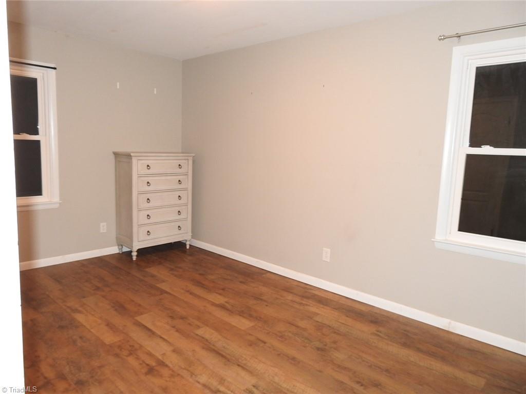 140 Mitchell Cove Road Elkin, NC 28621 - Photo 6 of 9 Gallery Image 6