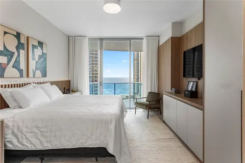 $1,550,000 | 17550 Collins Avenue, Unit 1404, Sunny Isles Beach, FL 33160