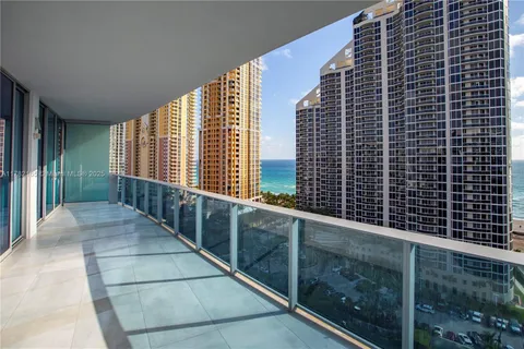 $1,550,000 | 17550 Collins Avenue, Unit 1404, Sunny Isles Beach, FL 33160