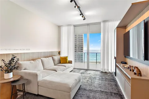 $1,550,000 | 17550 Collins Avenue, Unit 1404, Sunny Isles Beach, FL 33160