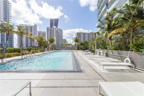 $1,550,000 | 17550 Collins Avenue, Unit 1404, Sunny Isles Beach, FL 33160
