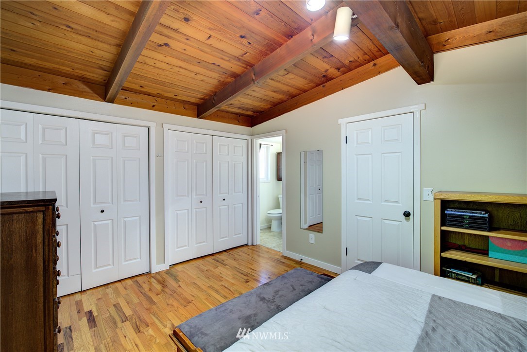 14235 140th Avenue Southeast Renton, WA 98059 - Photo 13 of 25