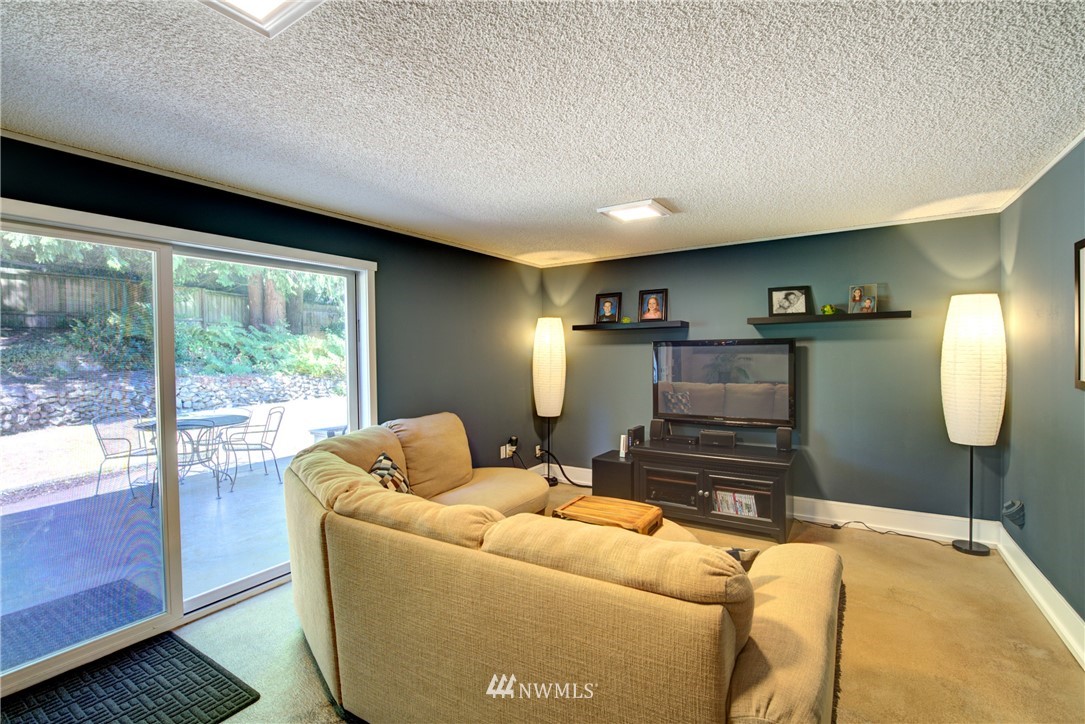 14235 140th Avenue Southeast Renton, WA 98059 - Photo 19 of 25