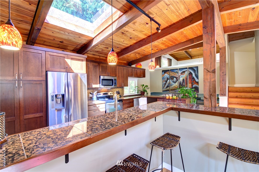 14235 140th Avenue Southeast Renton, WA 98059 - Photo 6 of 25