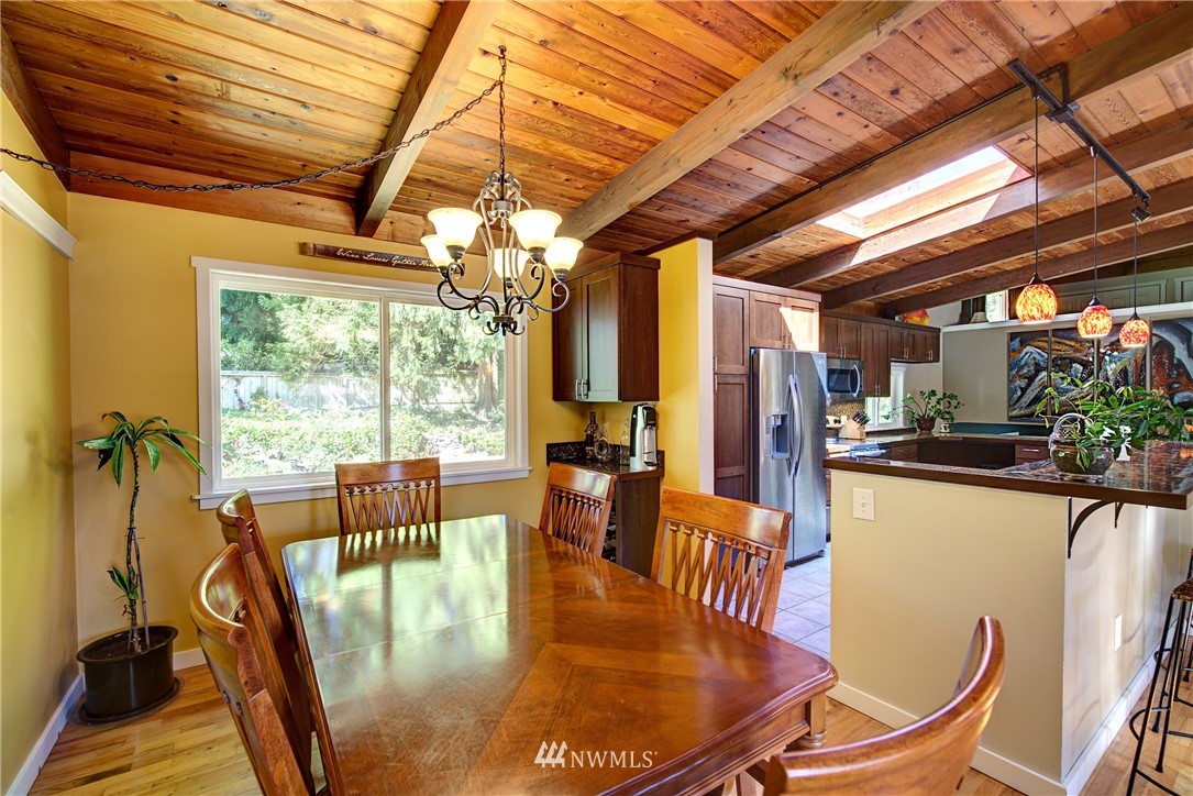 14235 140th Avenue Southeast Renton, WA 98059 - Photo 7 of 25