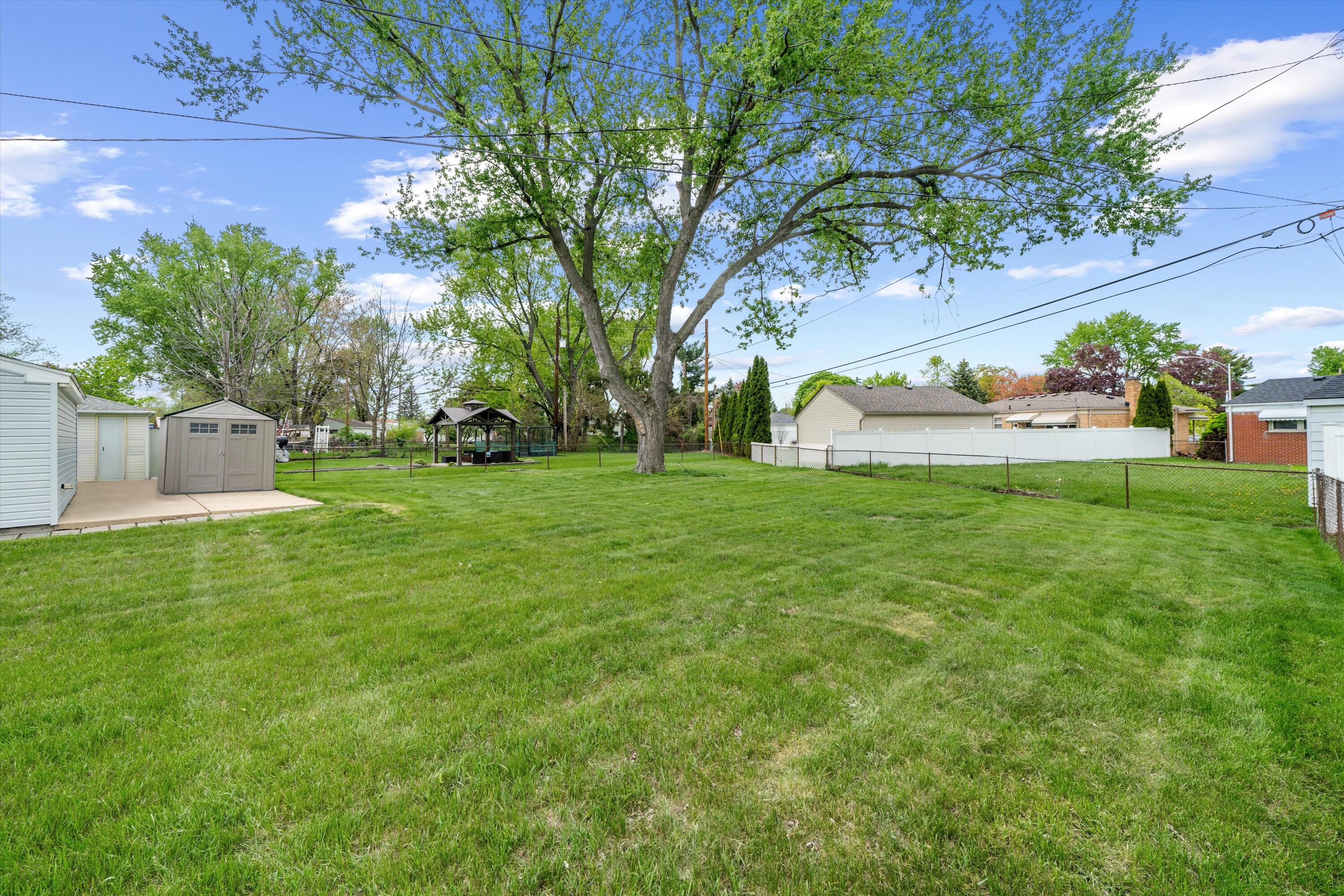 36753 Greenbush Road Wayne, MI 48184 - Photo 52 of 54 53-DSC09778