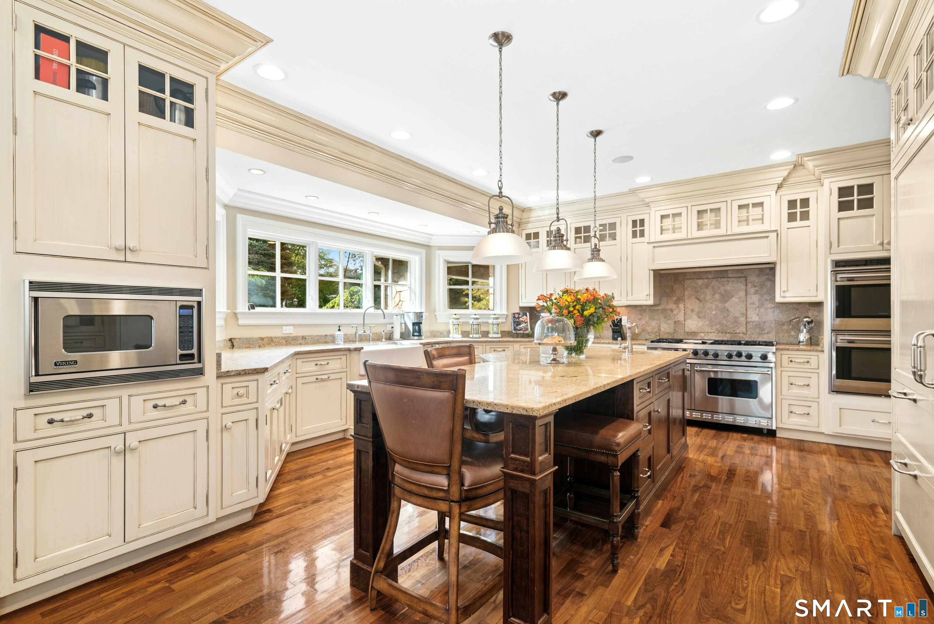 76 Lords Highway Weston, CT 06883 - Photo 13 of 40