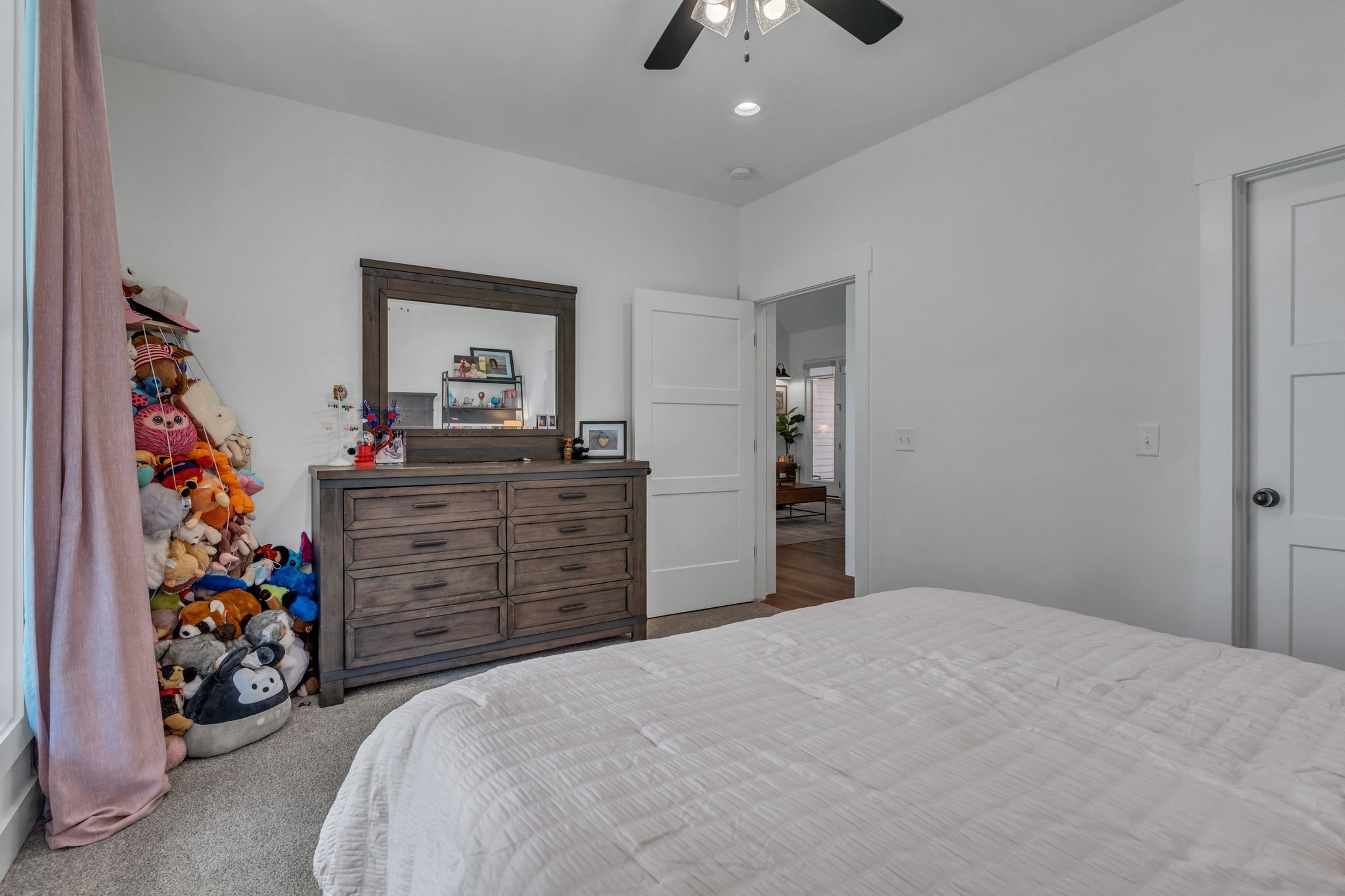 8921 Cedar Grove Road Cross Plains, TN 37049 - Photo 31 of 50 a bedroom with a bed and a cabinets