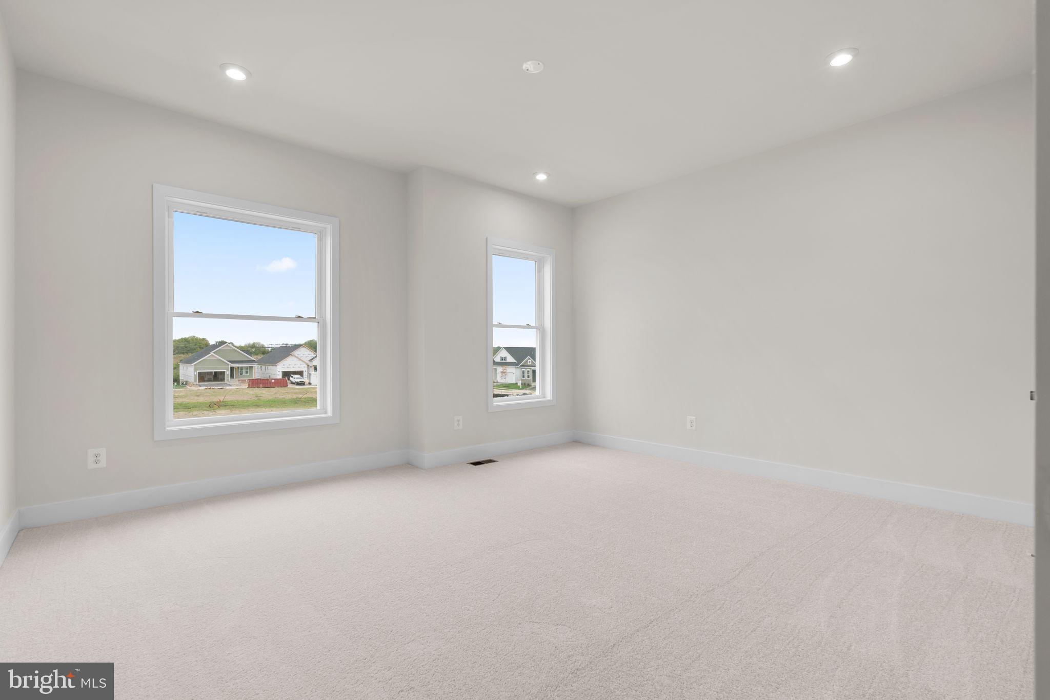 116 Keystone Lane Winchester, VA 22603 - Photo 27 of 42 an empty room with windows