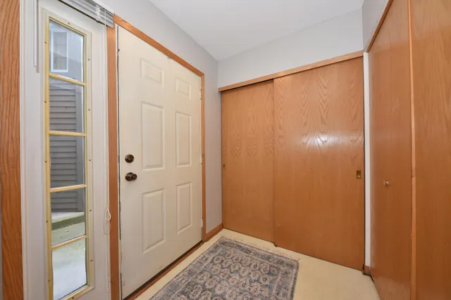 $289,000 | 18575 Brookfield Lake Drive, Unit 61, Brookfield, WI 53045