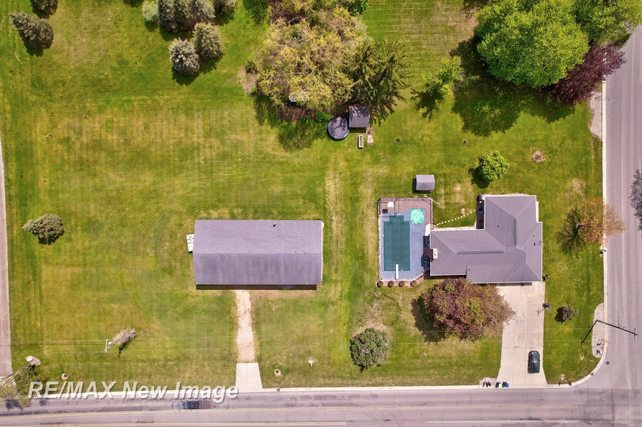 12975 Frost Road Hemlock, MI 48626 - Photo 52 of 58