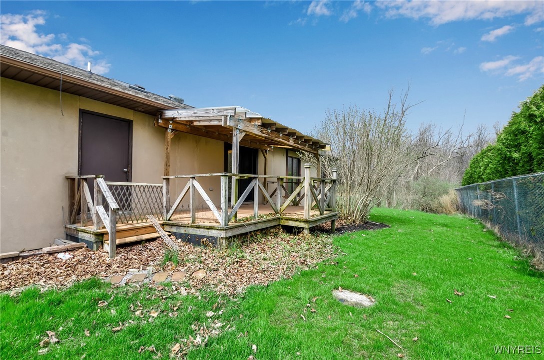 9400 Wehrle Drive, Unit RIGHT Clarence, NY 14031 - Photo 15 of 50