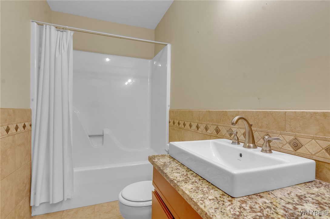 9400 Wehrle Drive, Unit RIGHT Clarence, NY 14031 - Photo 36 of 50