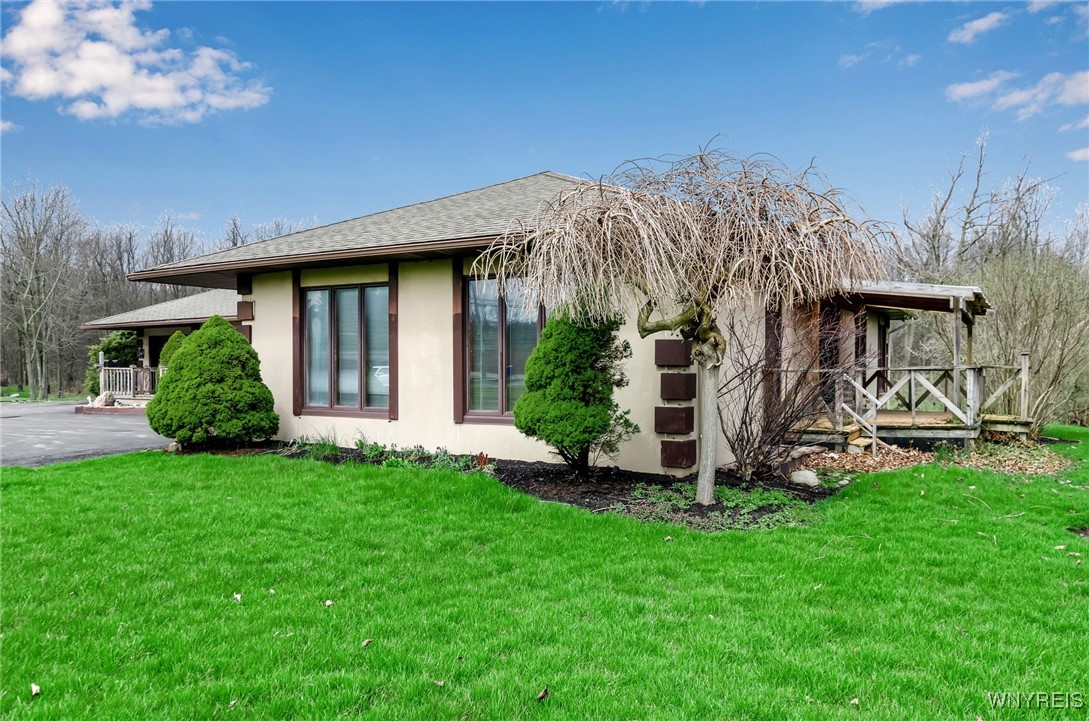 9400 Wehrle Drive, Unit RIGHT Clarence, NY 14031 - Photo 4 of 50