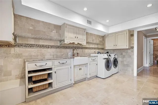 $2,890,000 | 7 Orchard Lane, Old Tappan, NJ 07675