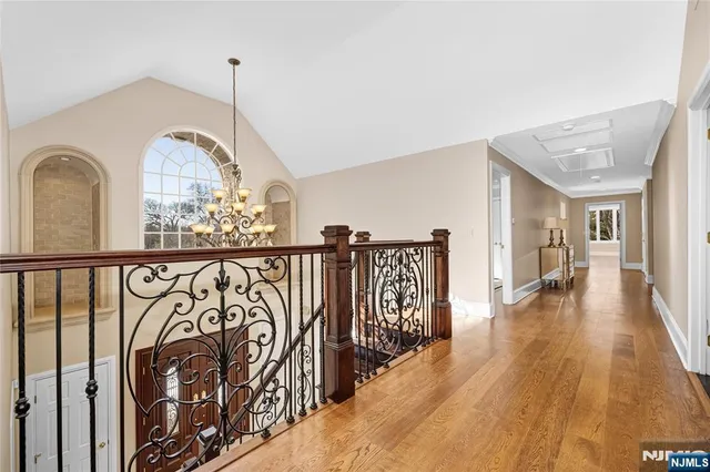 $2,890,000 | 7 Orchard Lane, Old Tappan, NJ 07675