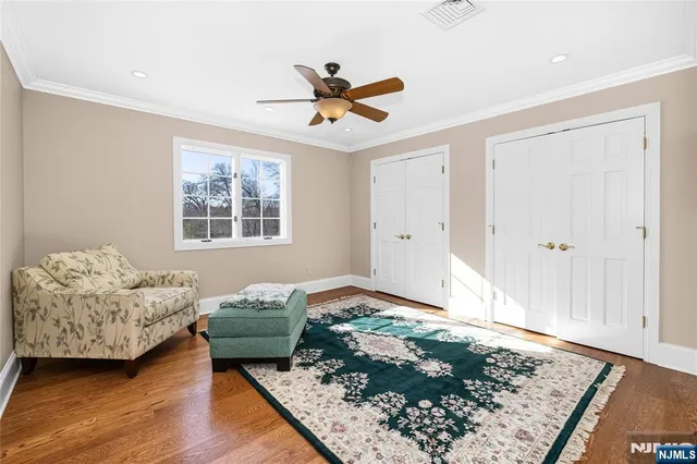 $2,890,000 | 7 Orchard Lane, Old Tappan, NJ 07675